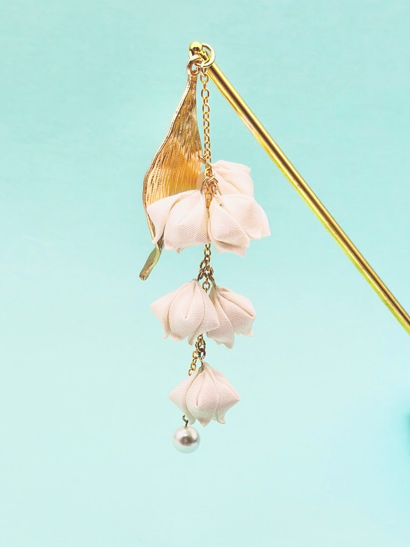 随风摇曳的铃兰发簪 和风 浴衣 日式捏花 发簪 成人礼 袴 毕业礼 结婚 赏花 烟火 梦幻可爱 清新纯净 婚礼 铃兰 简约 - 发饰 - 丝．绢 白色