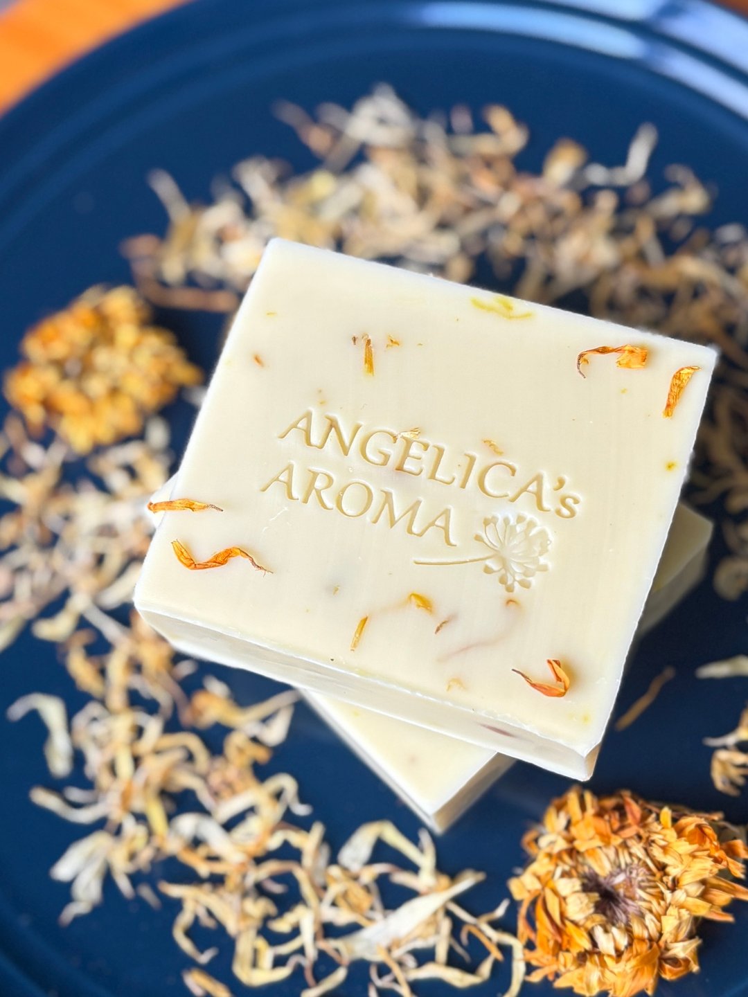金盏甘菊乳木果皂 / Calendula & Chamomile Shea Butter Soap - 肥皂/手工皂 - 其他材质 橘色