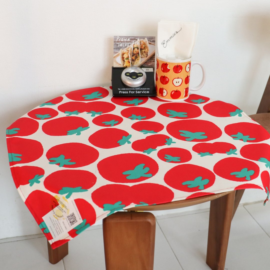 Twin Tomato printed cotton fabric square tablecloth - Pattern house collection - 餐桌/书桌 - 棉 红色