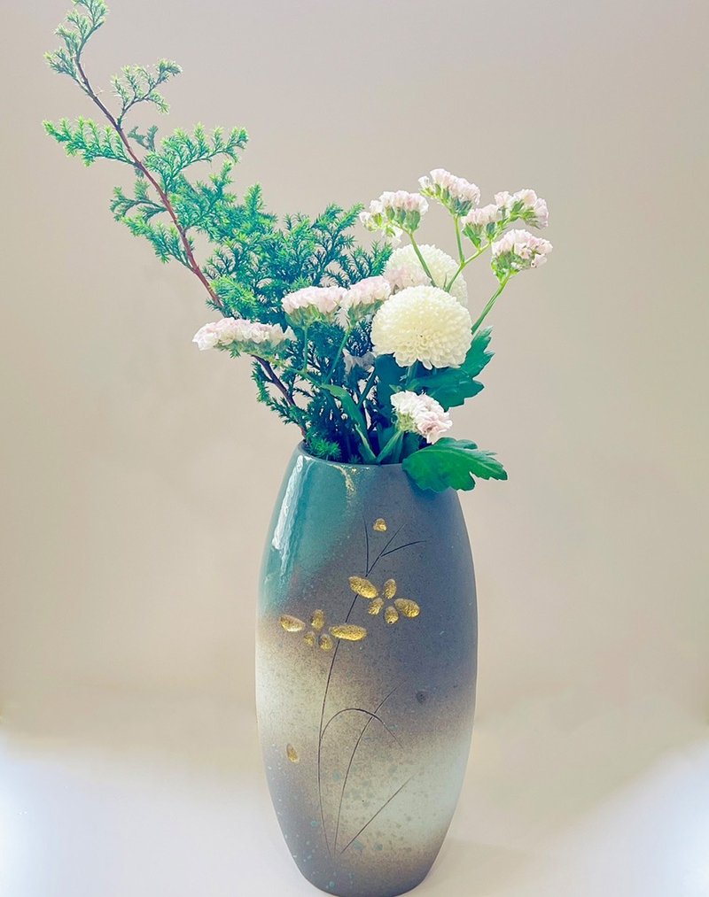 【入厝礼/开店礼】信乐烧-8号花瓶 金草花纹 - 花瓶/陶器 - 陶 咖啡色