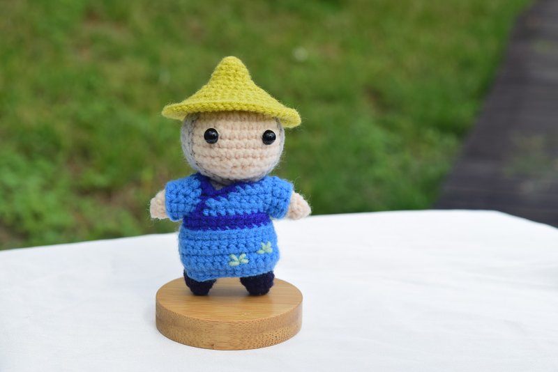 古风钩针娃娃 湖宝娃娃底座款 附故事小卡 - 摆饰 - 其他人造纤维 