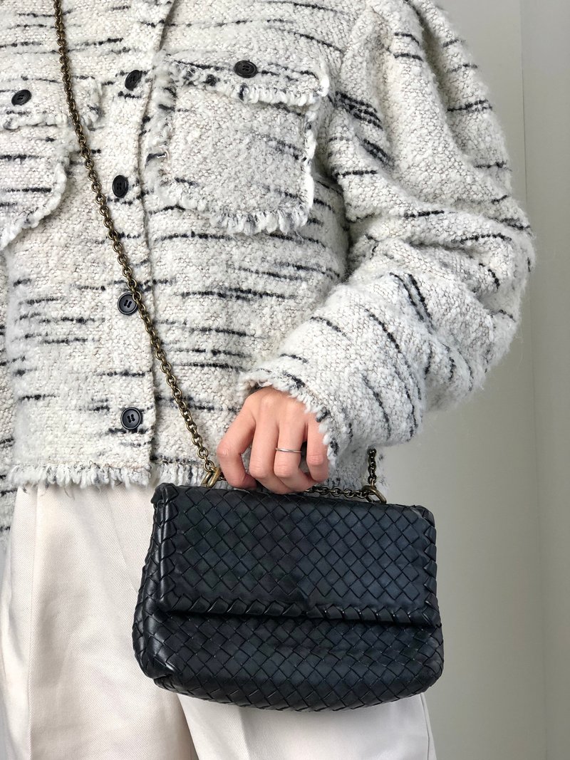 【 日本直送名牌中古包 】Bottega Veneta 葆蝶家 OLIMPIA 黑色 翻盖 链条肩背包 wkfbrv - 侧背包/斜挎包 - 真皮 黑色