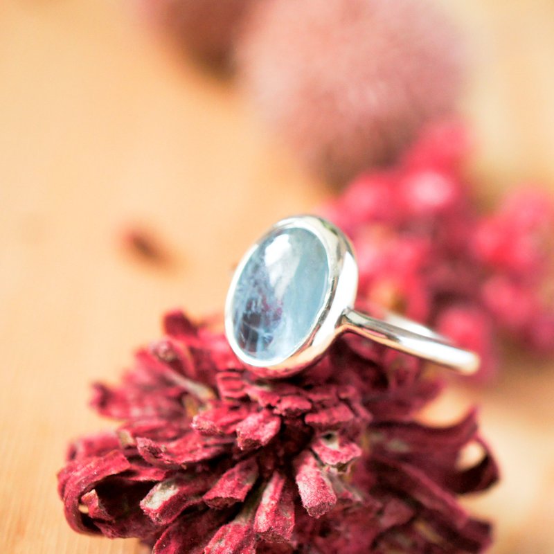 8x11mm 蛋形卜面海蓝宝纯银戒指 - 戒指 - 宝石 蓝色