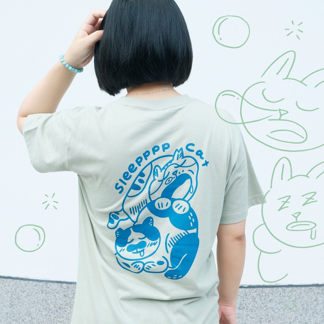 猫岛 T-shirt / 浅绿睡觉猫 - 女装 T 恤 - 棉．麻 绿色