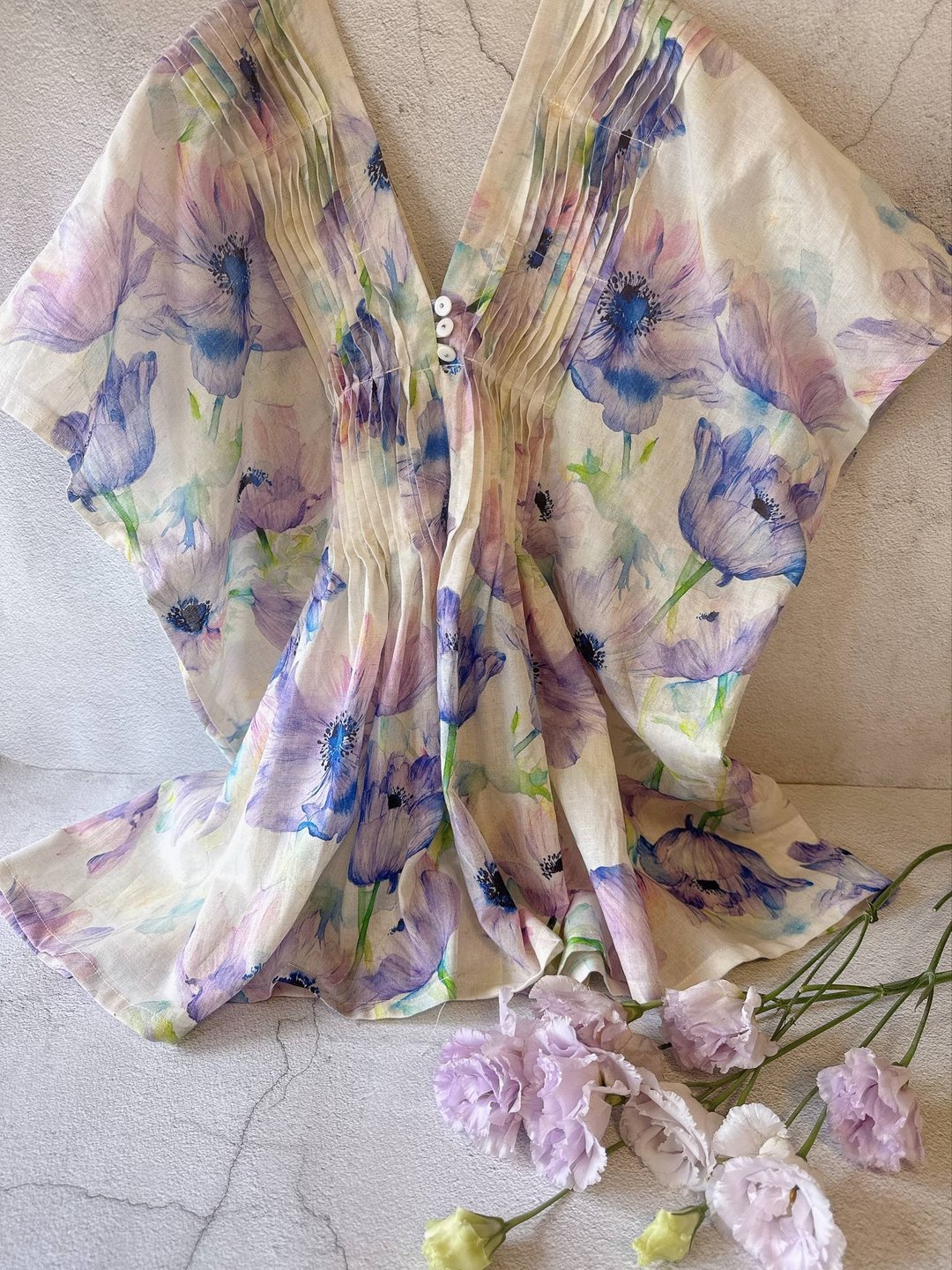 【快速出货】飘逸银莲花棉麻前后v领立体波浪压褶垂袖罩衫上衣 - 女装上衣 - 棉 白色