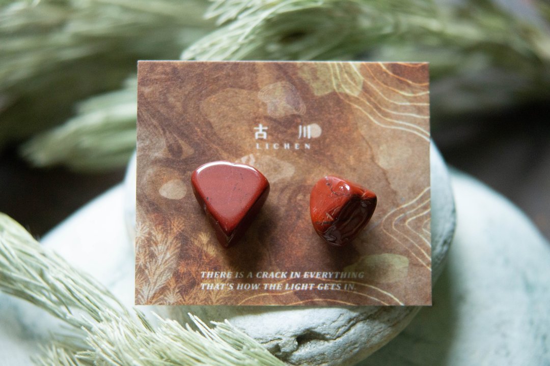 CRACK | 矿物系耳环 |  EARRINGS - 耳环/耳夹 - 玉石 红色