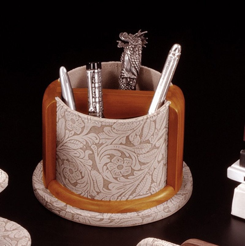 【BESTAR】巴拉克花纹收纳笔筒 - 笔筒/笔座 - 木头 黄色