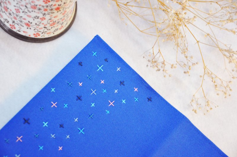 手作书衣笔记本【路边野餐】宝蓝帆布款(大本=A5) - 笔记本/手帐 - 棉．麻 蓝色