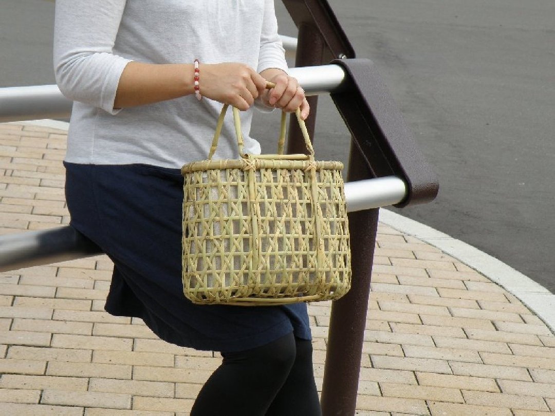 Bamboo cage bag basket bag sixth bleached root bamboo bamboo - 手提包/手提袋 - 竹 绿色