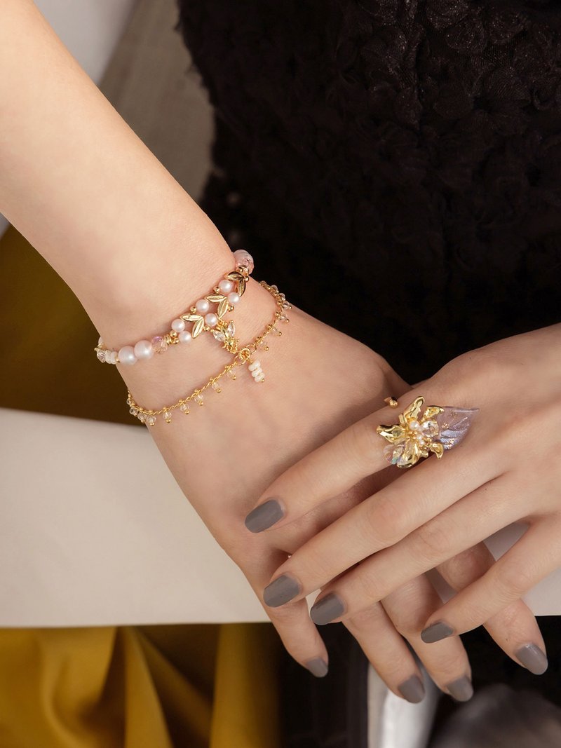 温开水金色碎光。MUCHAT 手作 14KGP 珍珠蝴蝶层次手链 - 手链/手环 - 其他金属 金色