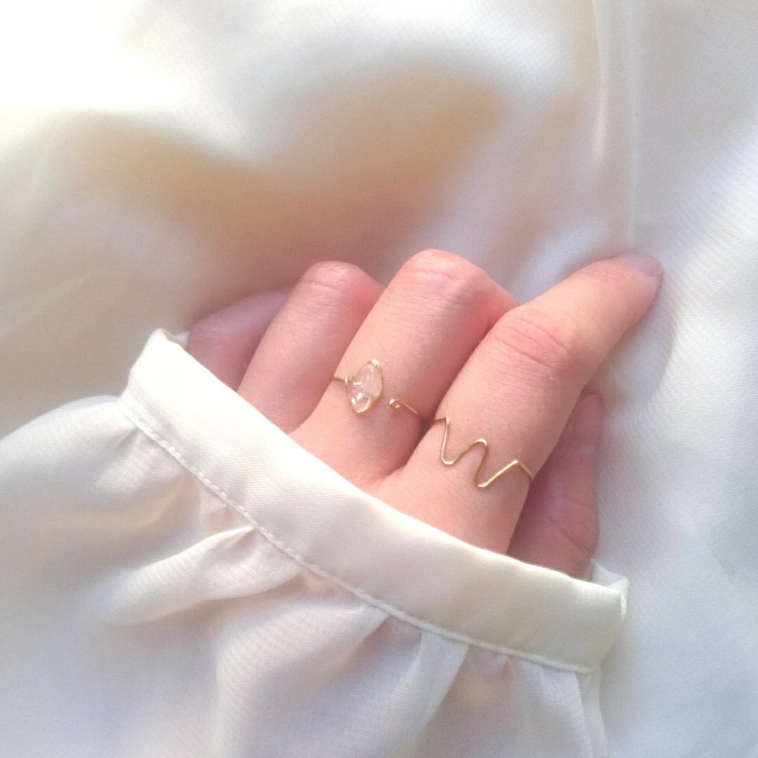 Natural stone simple wire ring set NO.02 (Moonstone free size) - 戒指 - 石头 透明