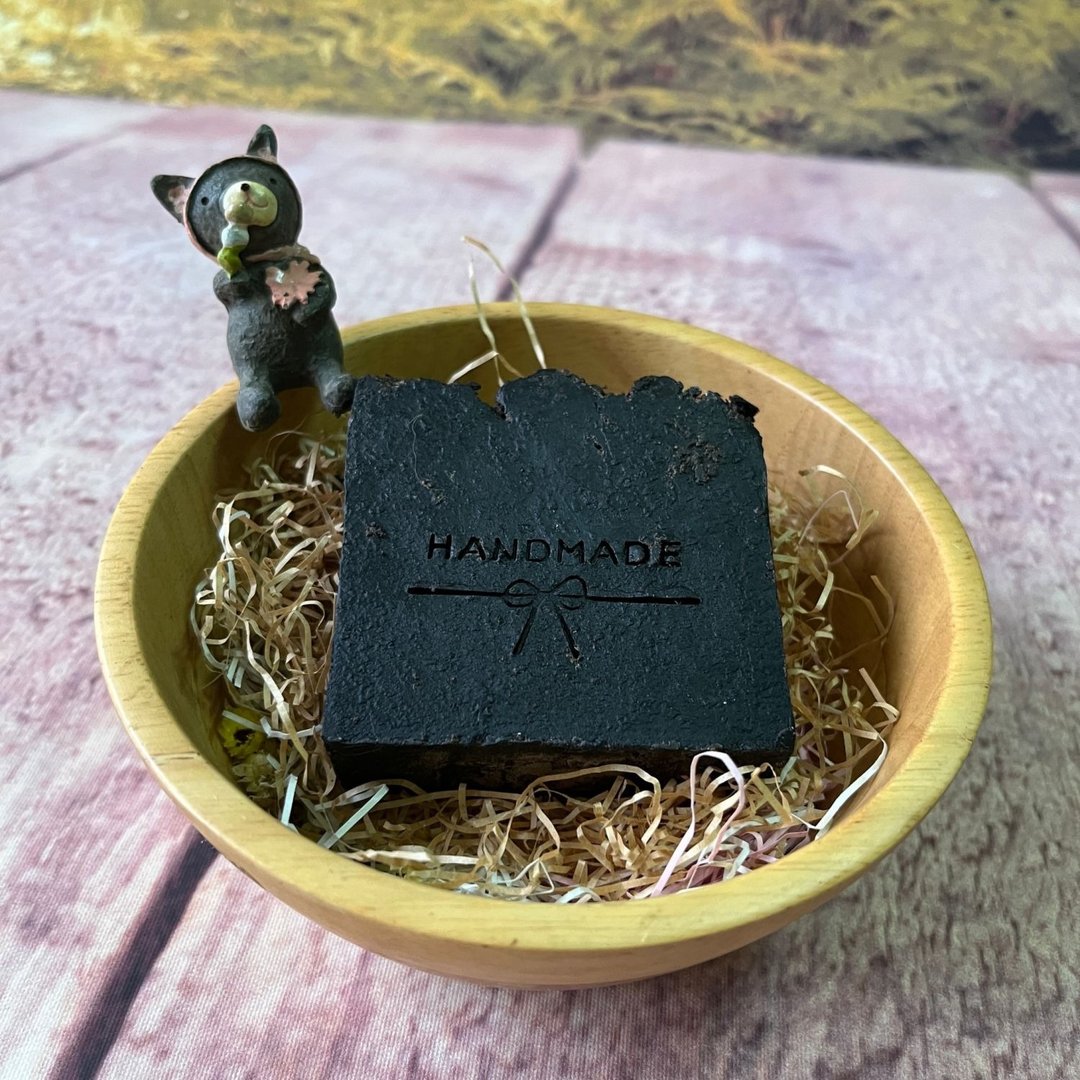 20% 松焦保湿皂/消除异味/深层清洁 - 肥皂/手工皂 - 其他材质 咖啡色