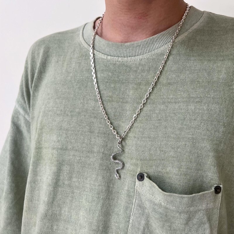 Serpent系列 蛇型项链坠 纯银项链 - 项链 - 纯银 银色