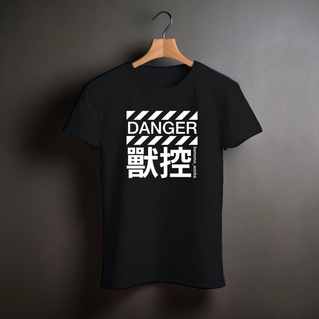 怪奇系列 兽控 T-Shirt - 女装 T 恤 - 棉 黑色