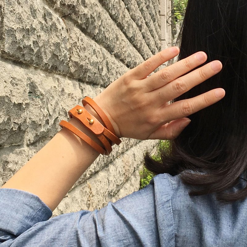 【定制化礼物】Angels 皮革手环/植鞣革/质感交换礼物/圣诞礼物 - 手链/手环 - 真皮 咖啡色