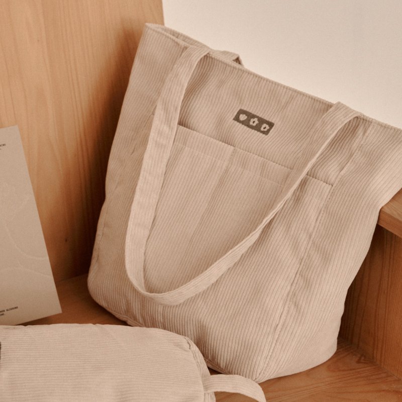 Bloom Archive Tote ・ 燕麦白 - 侧背包/斜挎包 - 其他人造纤维 