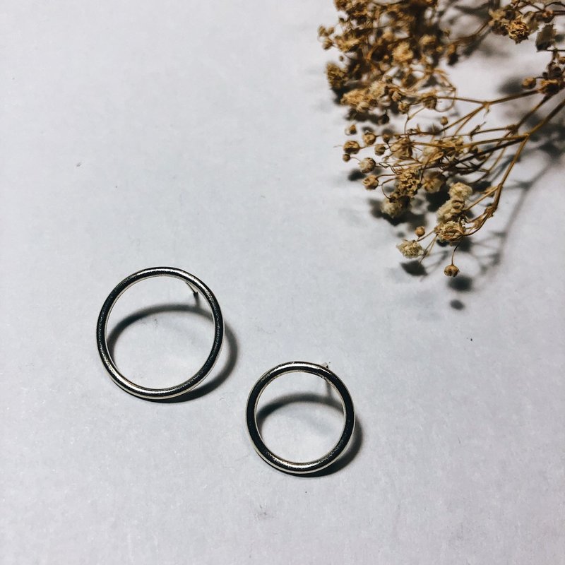 999纯银 圈圈耳环(可改夹) - 耳环/耳夹 - 纯银 银色