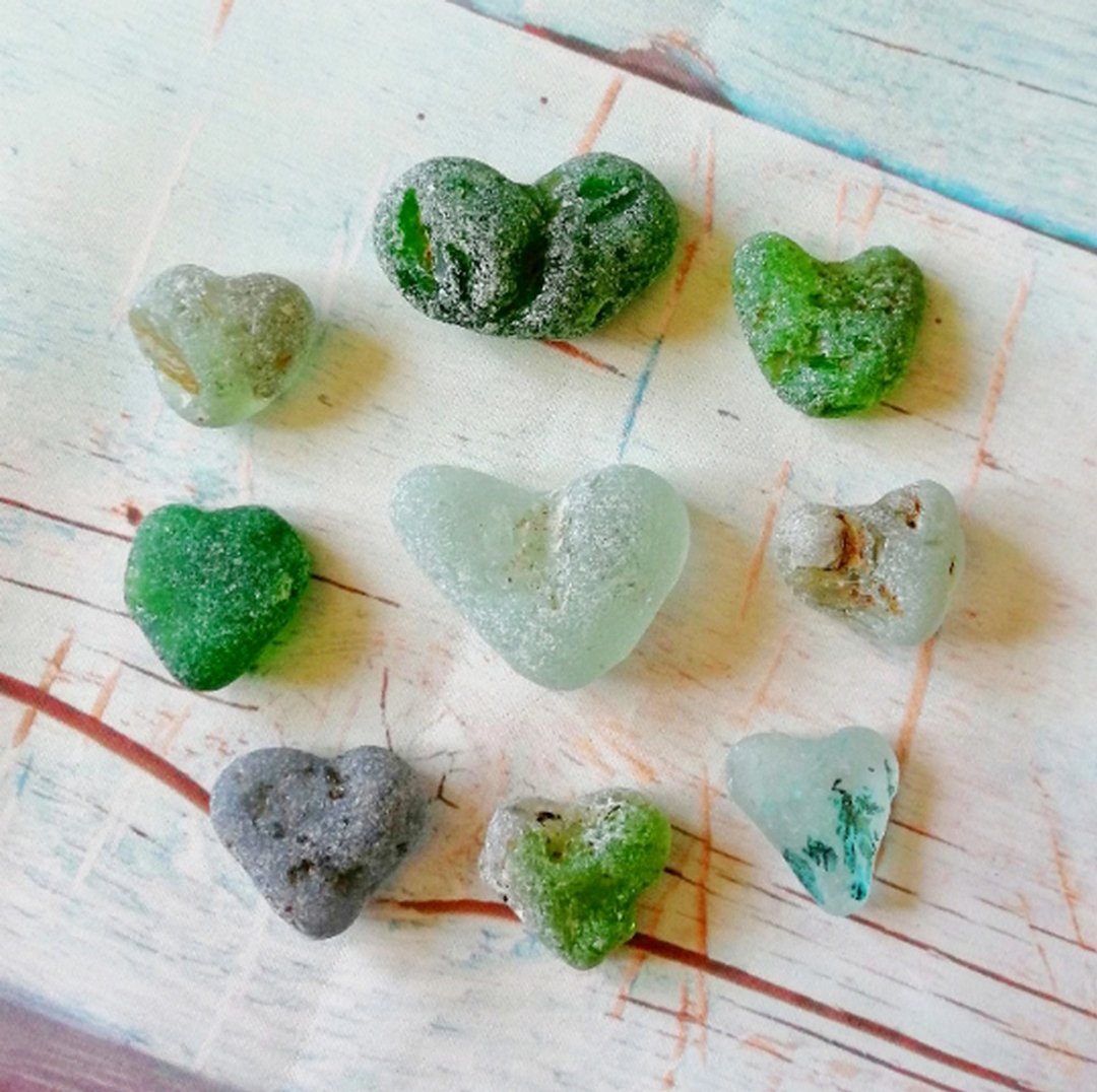 Bonfire Sea glass Heart.Real sea glass for Sea glass decor.Sea glass jewelry - 陶艺 - 玻璃 多色