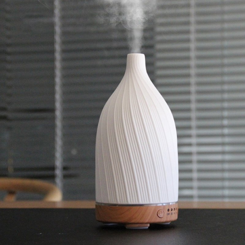 【品菲特PINFIS】经典陶瓷香氛机(赠水性精油3瓶) - 香薰/精油/线香 - 陶 白色
