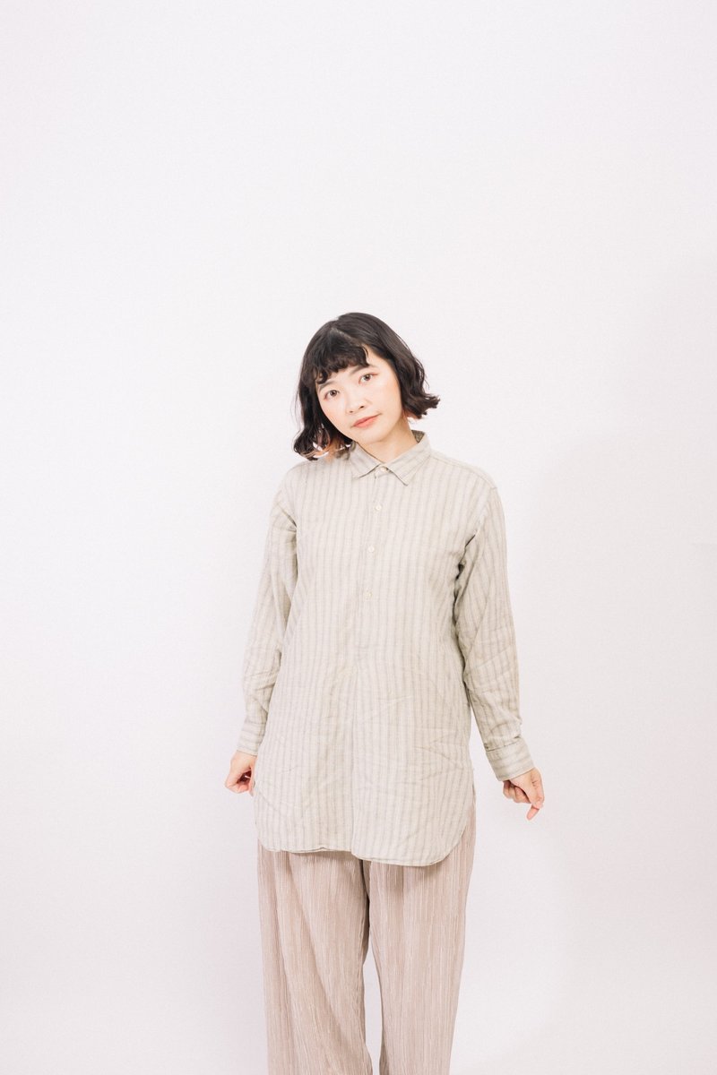 欧洲长版衬衫.European Pullover.古着【初恋贩卖所】Vintage. - 女装衬衫 - 棉．麻 