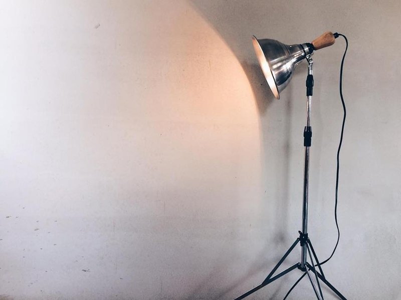 早期外销欧美 老榉木轻工业工作立灯 - 灯具/灯饰 - 其他金属 