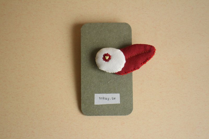 立体布花胸针 / 红纸扇 血萼花 刺绣胸针 D - 胸针 - 绣线 红色