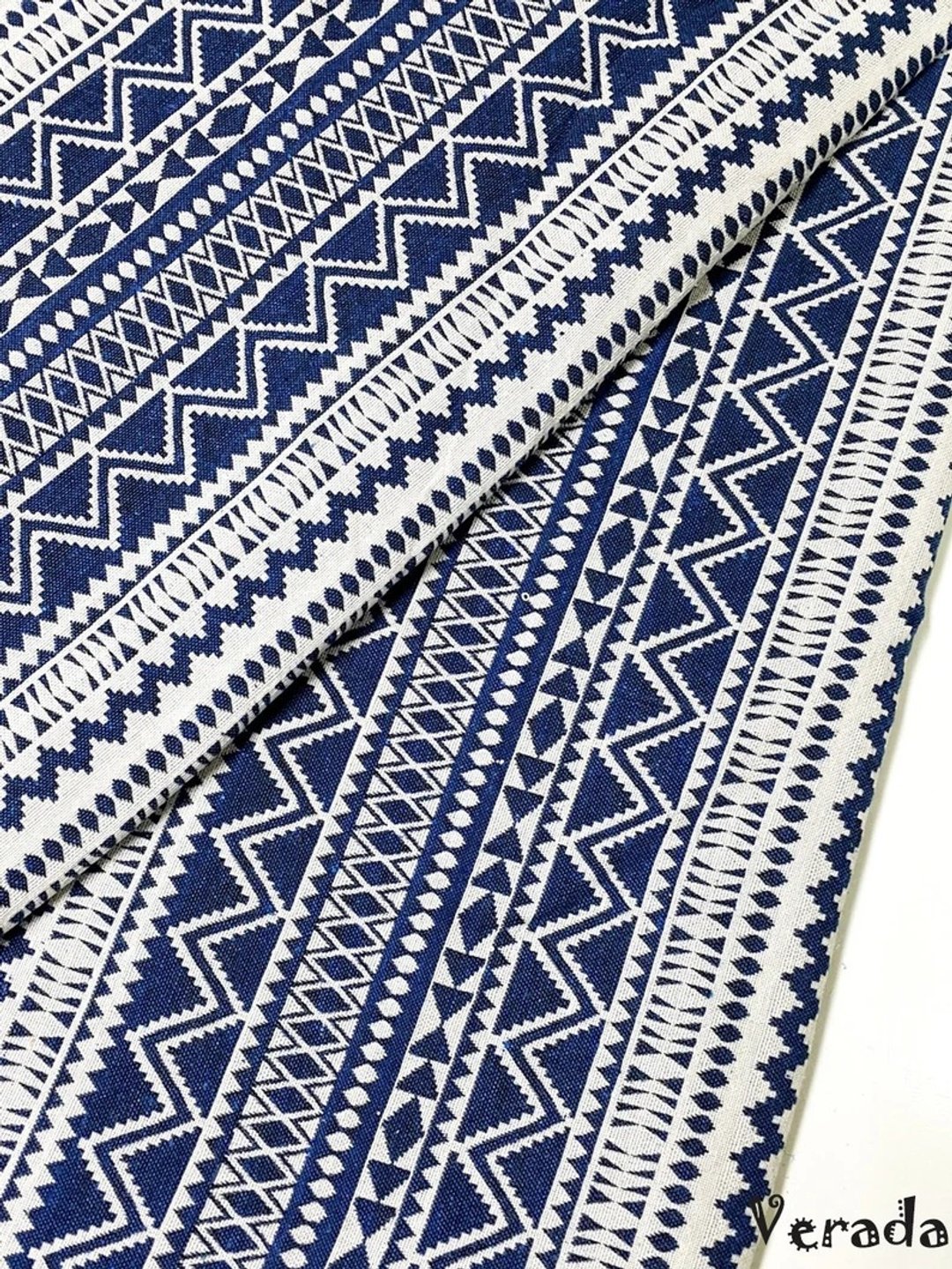 Multi-color Tribal Fabric Thai Woven Fabric Craft Supplies Textile 1/2 yard - 编织/刺绣/羊毛毡/裁缝 - 其他材质 白色