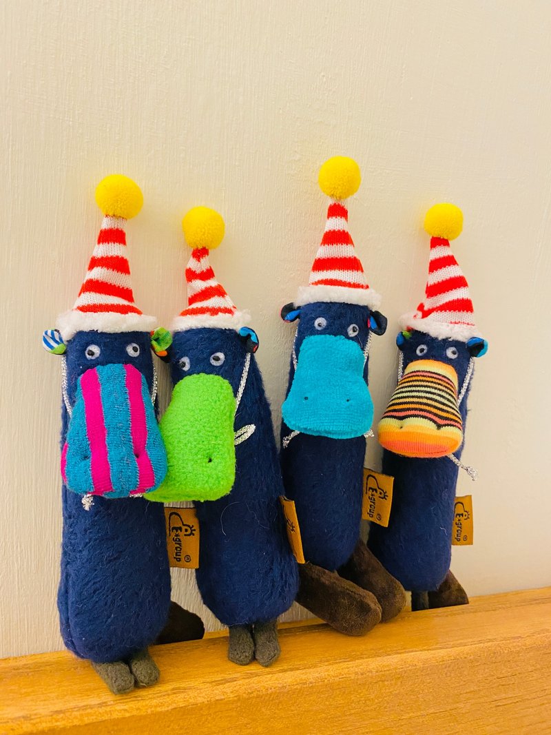 E*group 鸭嘴兽  手工娃娃 - 玩偶/公仔 - 棉．麻 多色