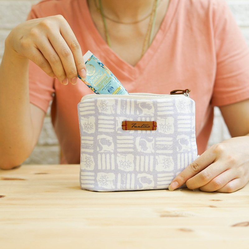 森林花布化妆包(解密古王国/淡藕紫)口罩收纳袋、拉链包、万用包/交换礼物 - 化妆包/杂物包 - 棉．麻 紫色