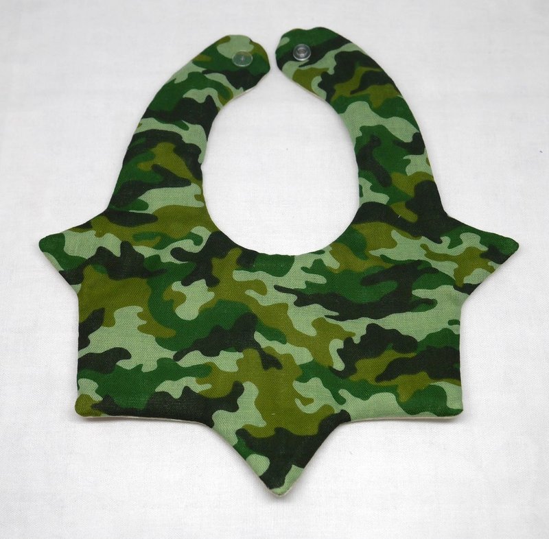 Japanese Handmade 8-layer-gauze Baby Bib - 围嘴/口水巾 - 棉．麻 绿色