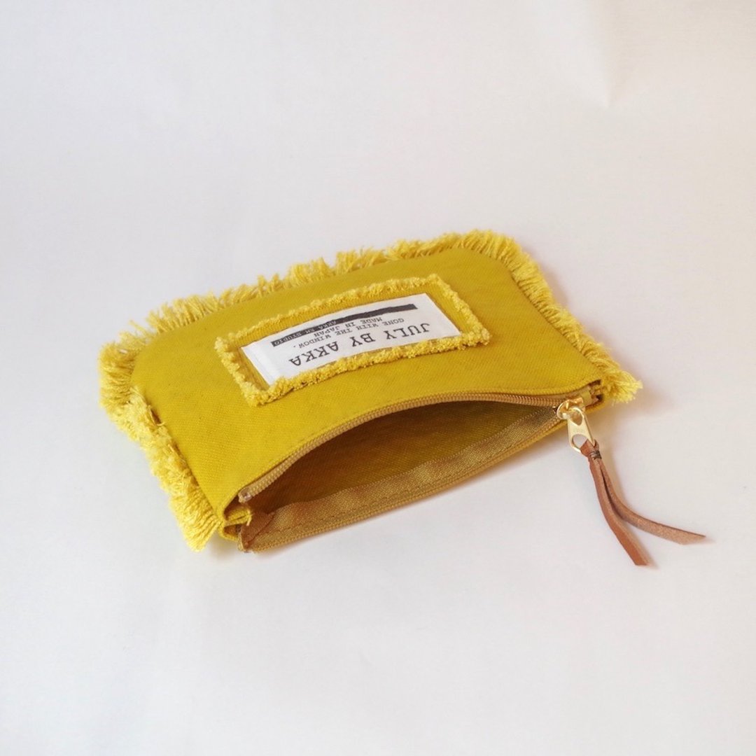 MOF Kurashiki Canvas Fringe Mini Pouch Mustard yellow - 化妆包/杂物包 - 棉 黄色