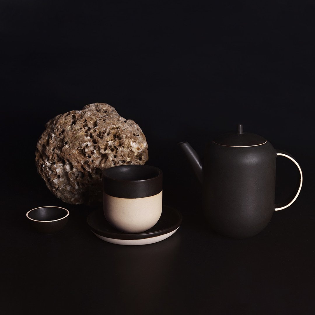 Eclipse 月食系列 /450ml大容量茶壶 /手工茶具 /所目suomu - 茶具/茶杯 - 陶 黑色