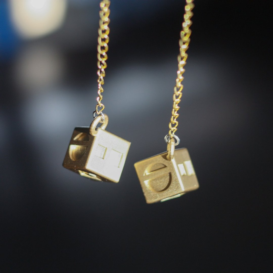 Han Solo Dice | Star Wars Cosplay | Han Solo's Golden Lucky Dice - 摆饰 - 塑料 金色