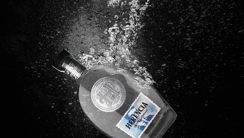 LosParrales - Herencia 700ml - 酒类 - 新鲜食材 卡其色