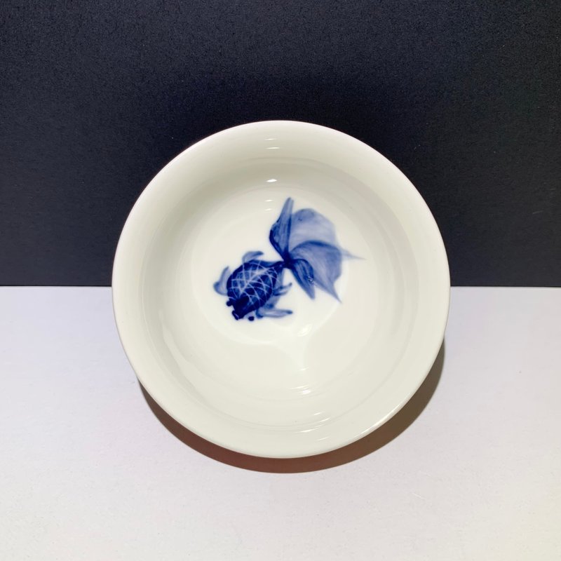 手绘金鱼 孔雀功夫杯 60ml 邱毓宁 莺歌烧 Z9-02 - 茶具/茶杯 - 瓷 多色