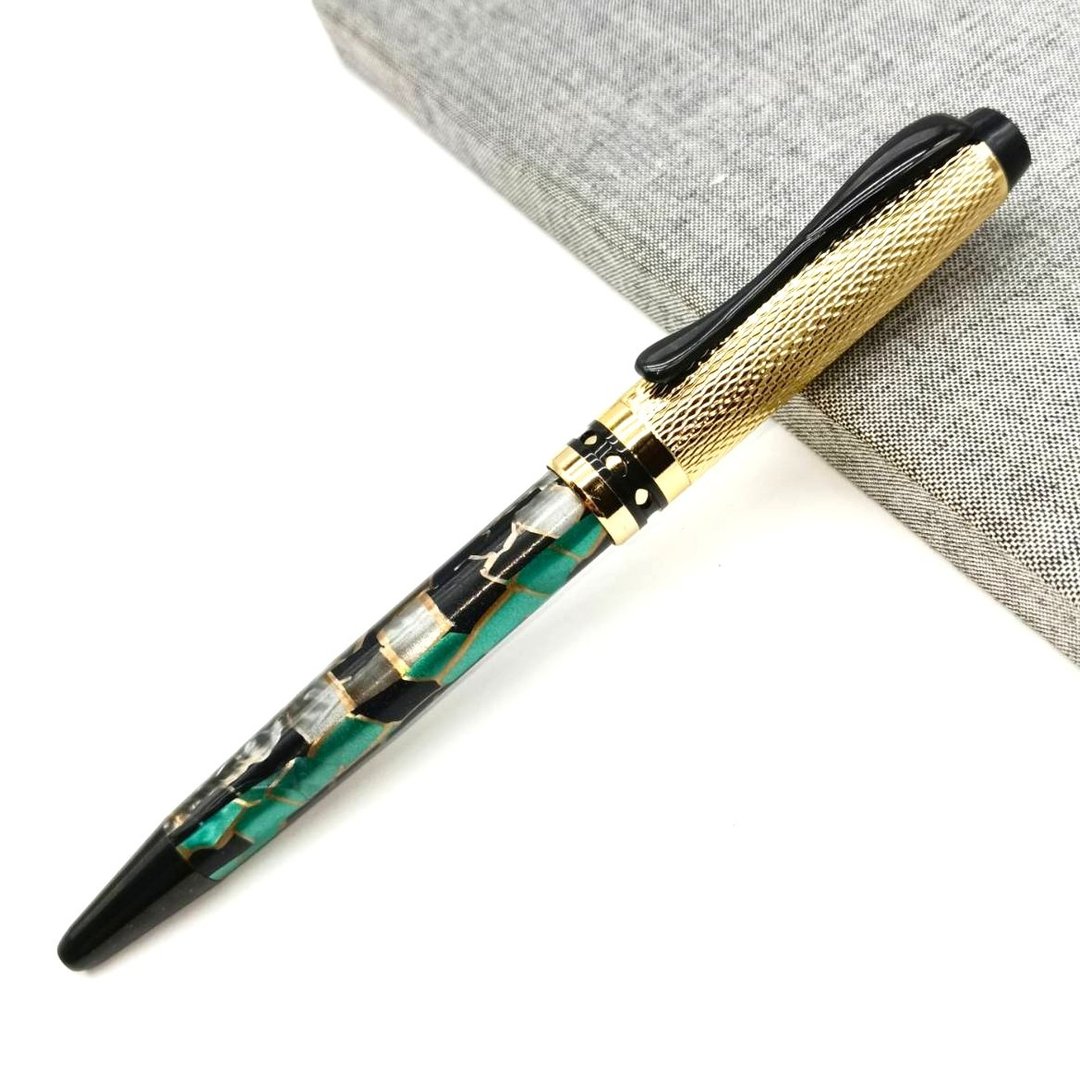 赛璐璐 Celluloid 独特颜色变化 原子笔 台湾设计制造 虎之鹤 - 圆珠笔/中性笔 - 其他材质 