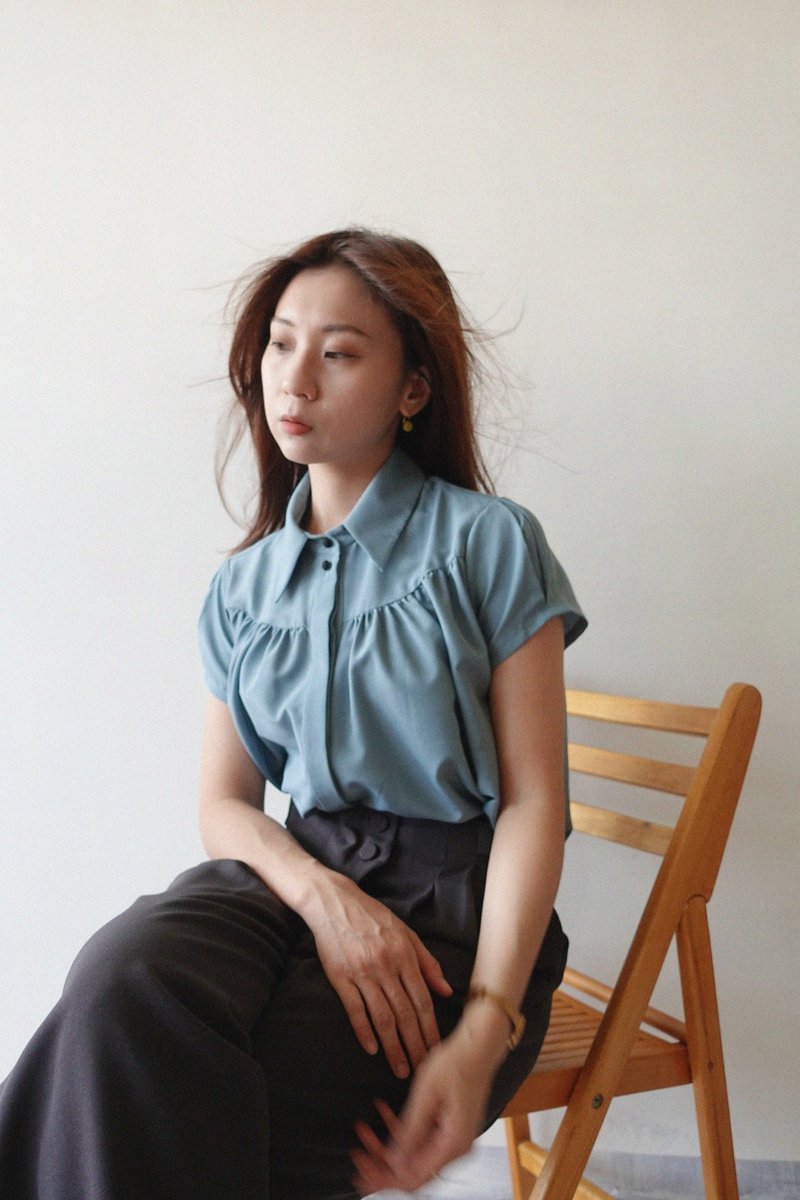 法式小尖领衬衫 // 青蓝 - 女装衬衫 - 聚酯纤维 蓝色