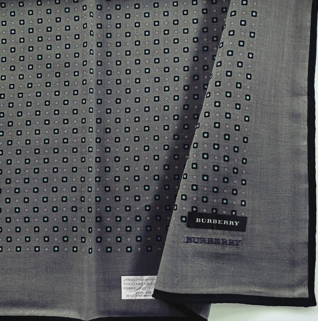 Burberry 复古手帕 方形圆点 灰 21 x 21 英寸 - 手帕/方巾 - 棉 灰色
