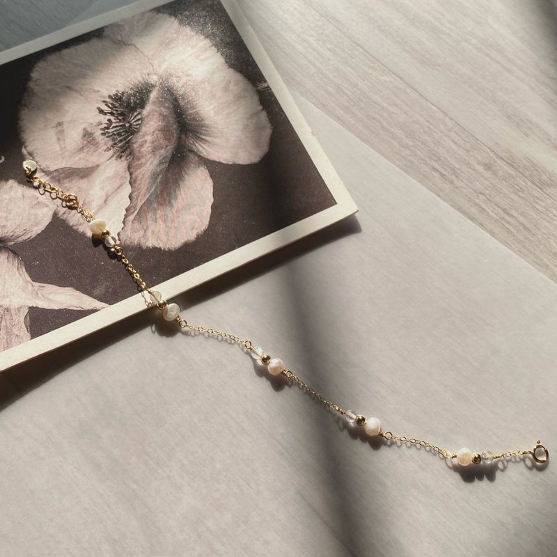 14K包金珍珠手链_Cinderella 14KGF bracelet - 手链/手环 - 珍珠 白色