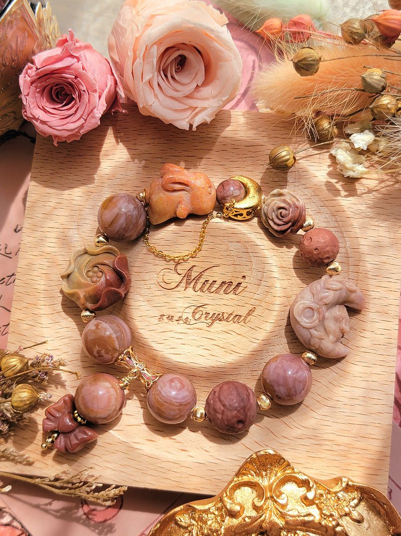 月光飨宴。14k金包铜保色阿拉善花园月兔优雅干燥玫瑰粉设计手链 - 手链/手环 - 水晶 粉红色