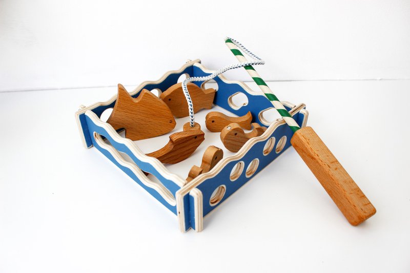Wooden Magnetic Fishing Toy 6 fishes, Play Fishing Game - Montessori toy - 玩具/玩偶 - 木头 蓝色