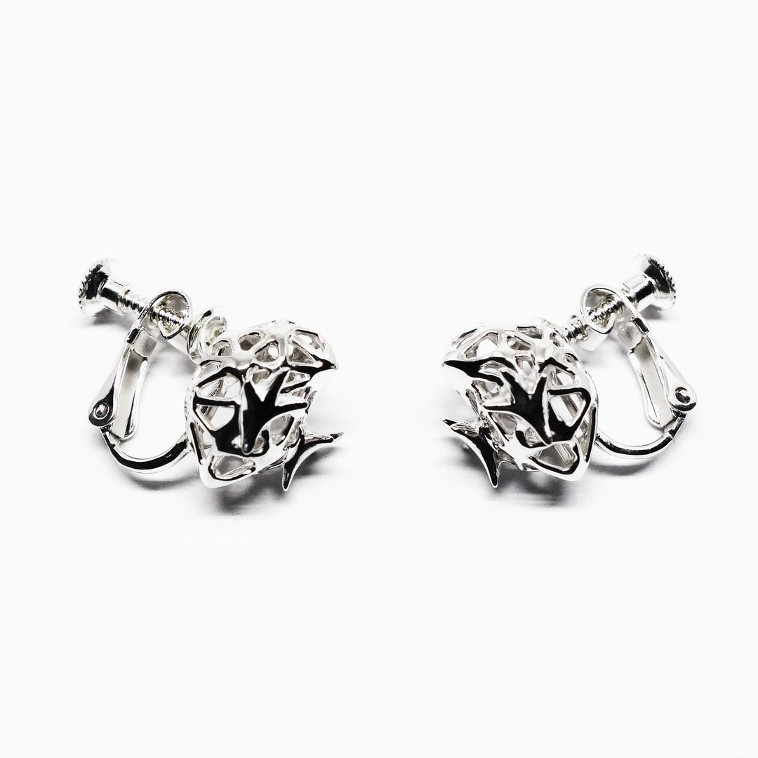 Little chick SV925 earring ~ear clip~【Pio by Parakee】豆的小雞夾式耳環 - 耳环/耳夹 - 其他金属 银色