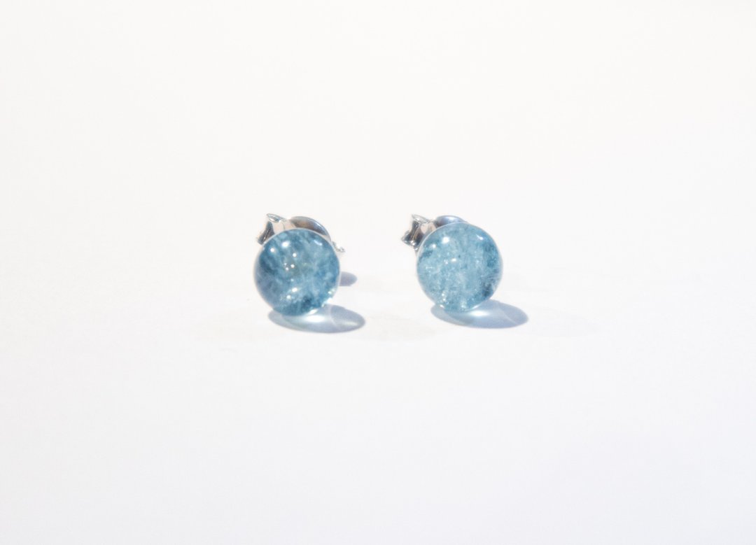 925 纯银 海蓝宝 6-6.5mm。耳钉 - 耳环/耳夹 - 半宝石 蓝色