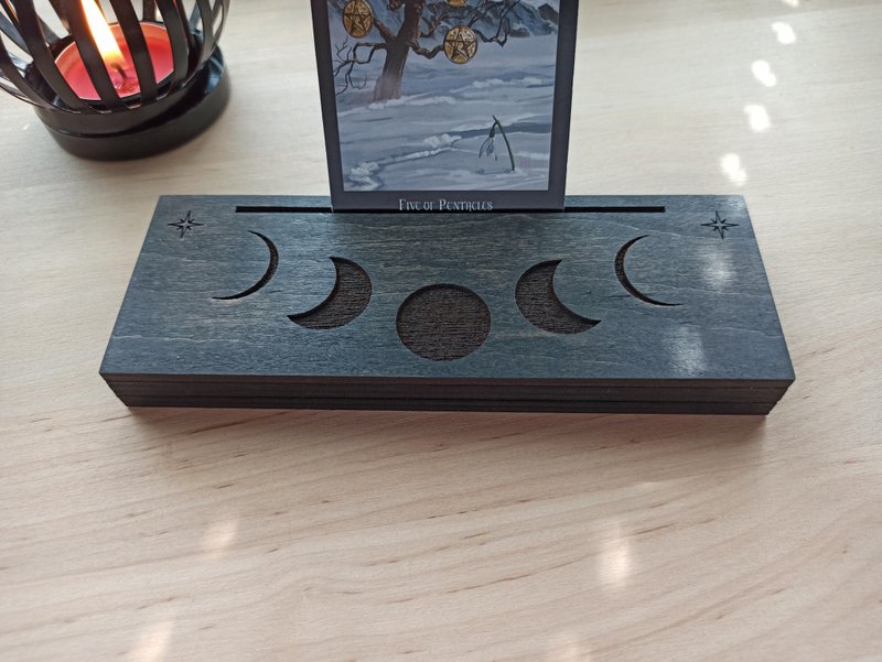 Black tarot card  stand holder display. Moon phases altar space home decor - 摆饰 - 木头 黑色