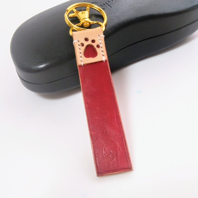 Genuine Leather - Paw Keychain Hand-stitched - Unbleached Paws on Red Main Body - 钥匙链/钥匙包 - 真皮 红色