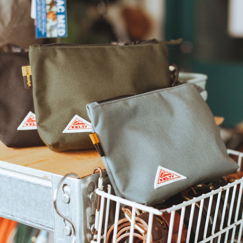 Handy Pouch 手拿小包 - 化妆包/杂物包 - 尼龙 卡其色