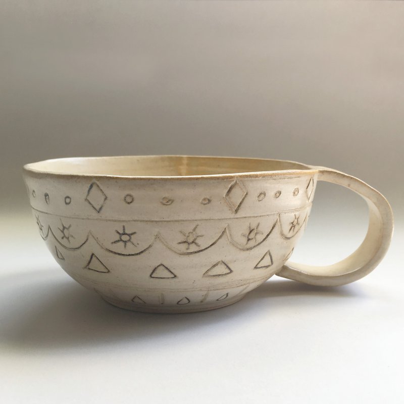 复古刻花大杯(棕色) / 陶瓷饰品 - 咖啡杯/马克杯 - 陶 咖啡色
