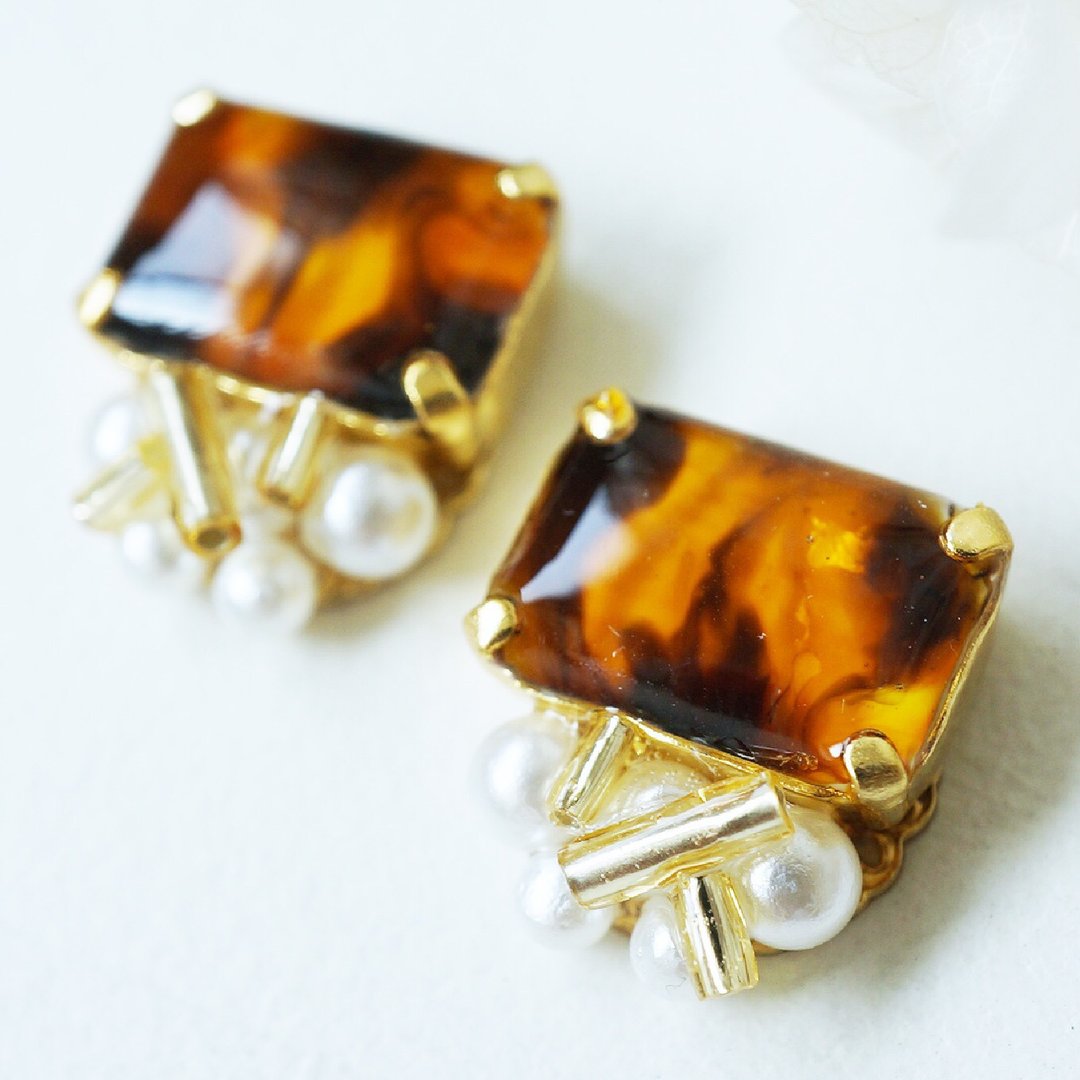 Tortoiseshell bijou and pearl Clip-On - 耳环/耳夹 - 树脂 咖啡色