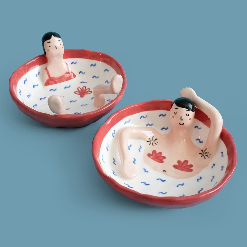 手作陶瓷男女生泡澡碟 - 花瓶/陶器 - 瓷 