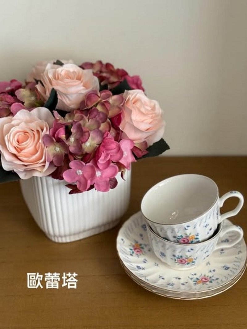 欧蕾塔手做**香槟玫瑰+绣球人造盆花 - 植栽/盆栽 - 其他材质 粉红色